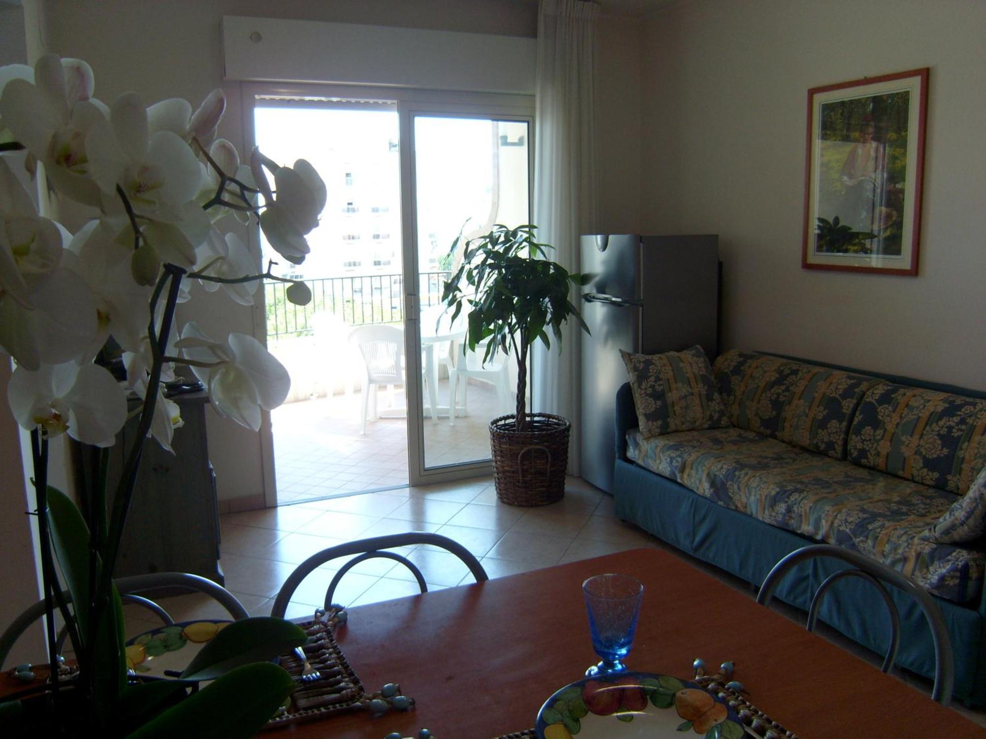 Residence Torre Del Mar Альба-Адриатика Номер фото